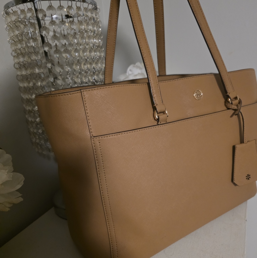 Tory Burch Tote Bag - Picture 2 of 11